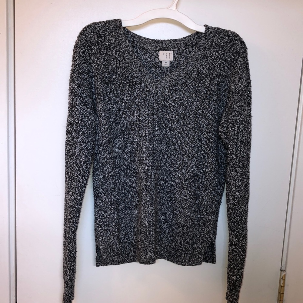 V neck Knit sweater